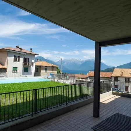 The Sunshine - With Pool Apartment