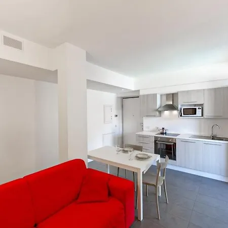 Apartament The Sunshine - With Pool