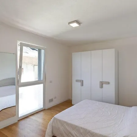 The Sunshine - With Pool Apartament Musso